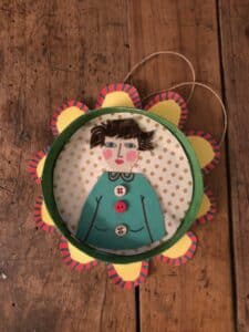Atelier arts plastiques enfants de l ARCL a Robion : seances et creations des eleves